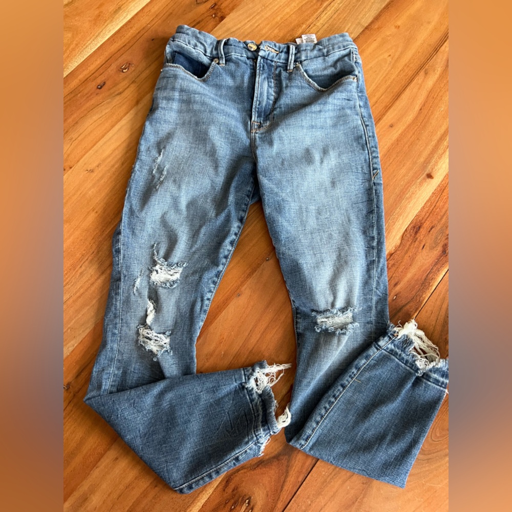 Good American Blue Jeans Distressed Casual